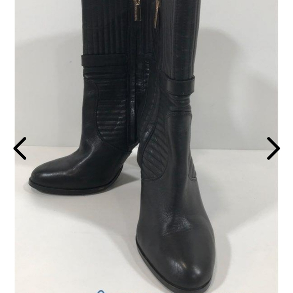 π VINCE CAMUTO SZ 10 LEATHER LIKE NEW BOOTS π - Picture 3 of 11